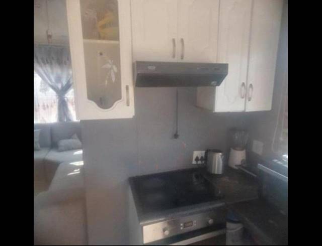 2 BEDROOM HOUSE FOR SALE IN SOSHANGUVE EAST